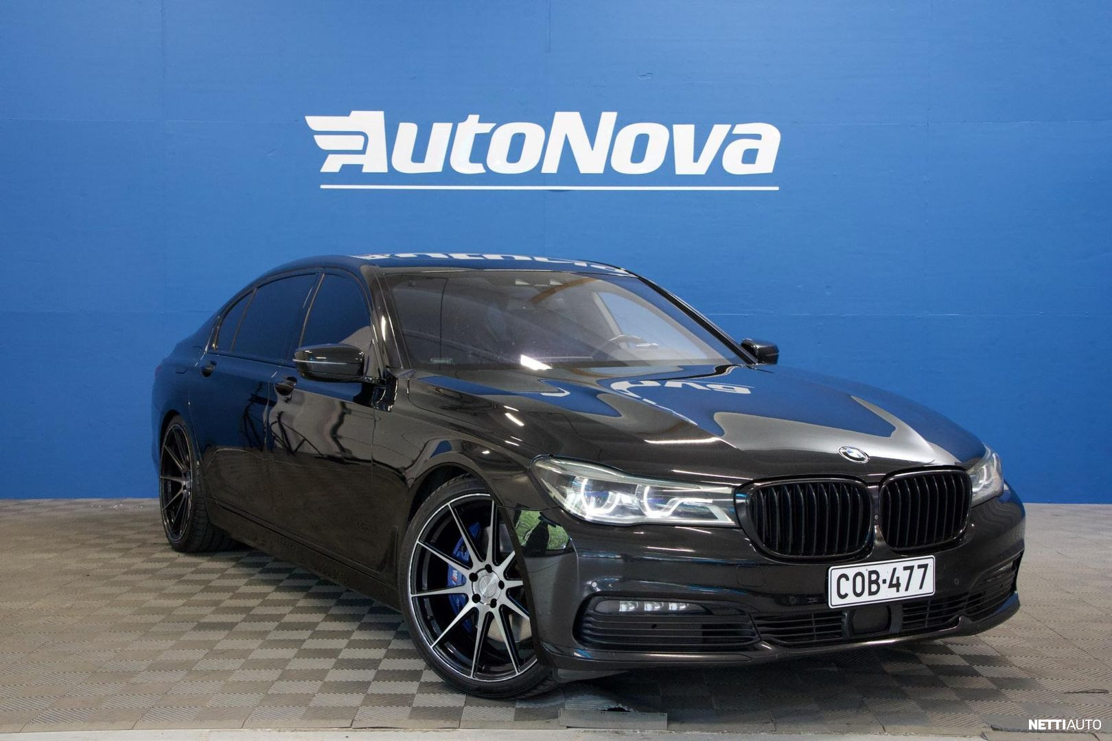 BMW 740