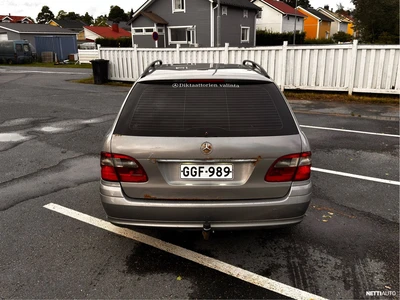 Mercedes-Benz E 2005, kuva 6/10