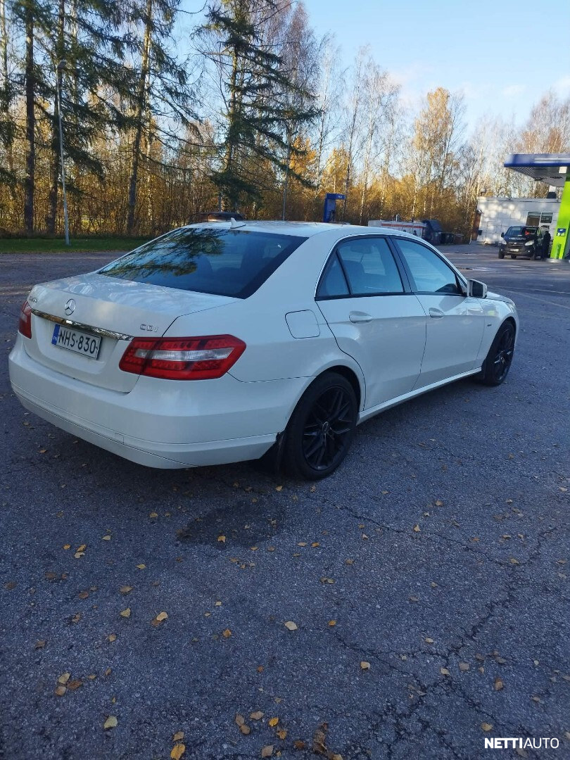 Mercedes-Benz E