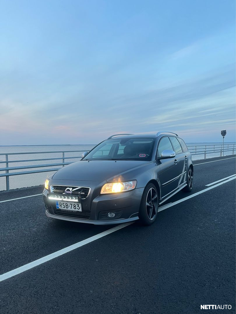 Volvo V50
