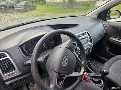 Hyundai i20 2014, photo 2/6