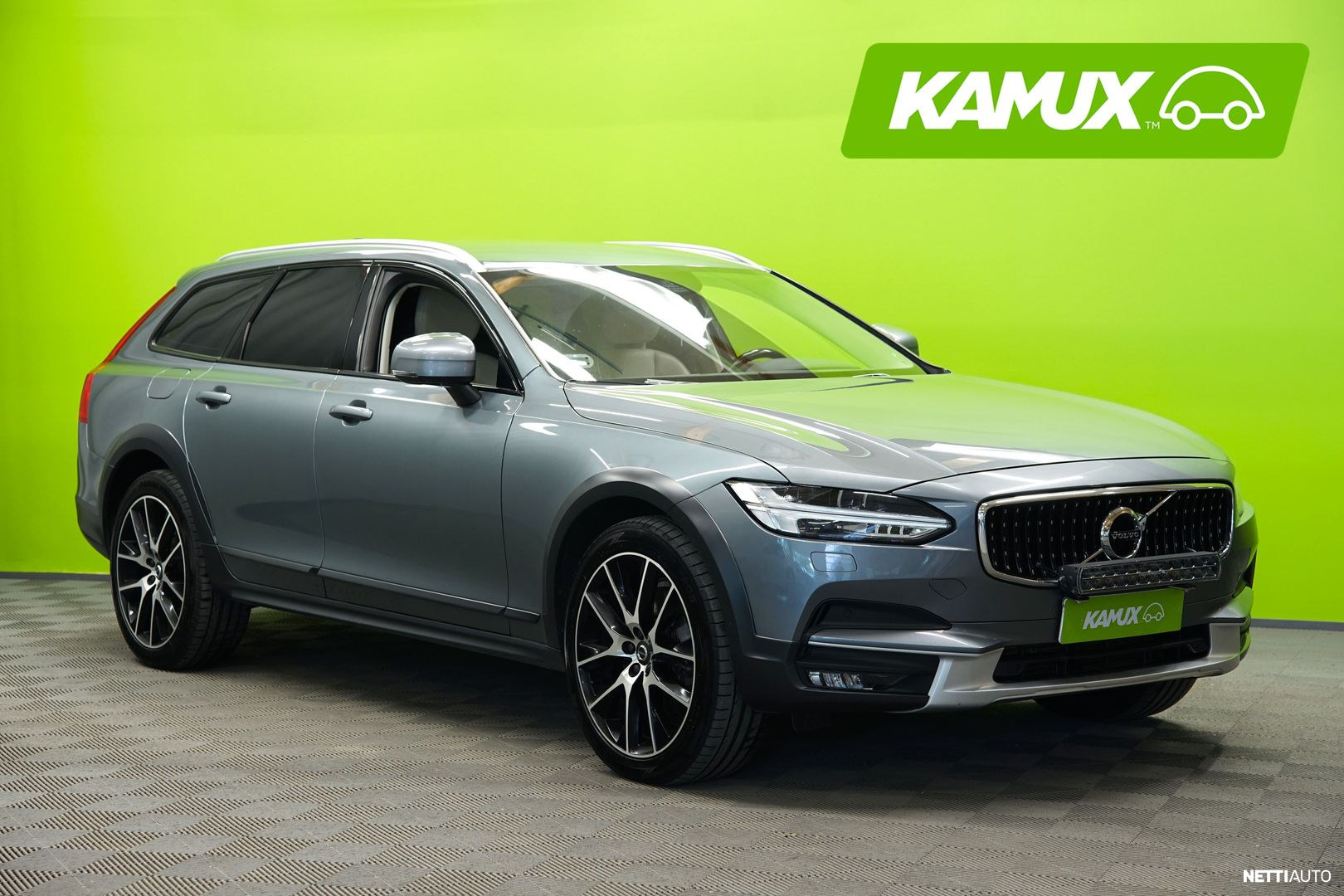 Volvo V90 Cross Country