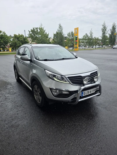 Kia Sportage 2,0 AWD CRDi-R EX 2011, kuva 3/8