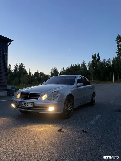 Mercedes-Benz E 2005, photo 2/7