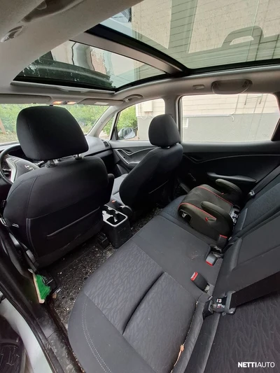 Hyundai ix20 1,4 5MT ISG Premium 2011, photo 5/8
