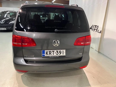Volkswagen Touran 2012, photo 5/17