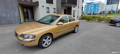 Volvo S60 2,4t 2002, photo 2/24