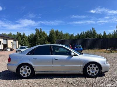 Audi A4 1999, photo 6/13
