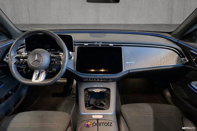 Mercedes-Benz E 53 AMG e 4Matic 2025, photo 4/7