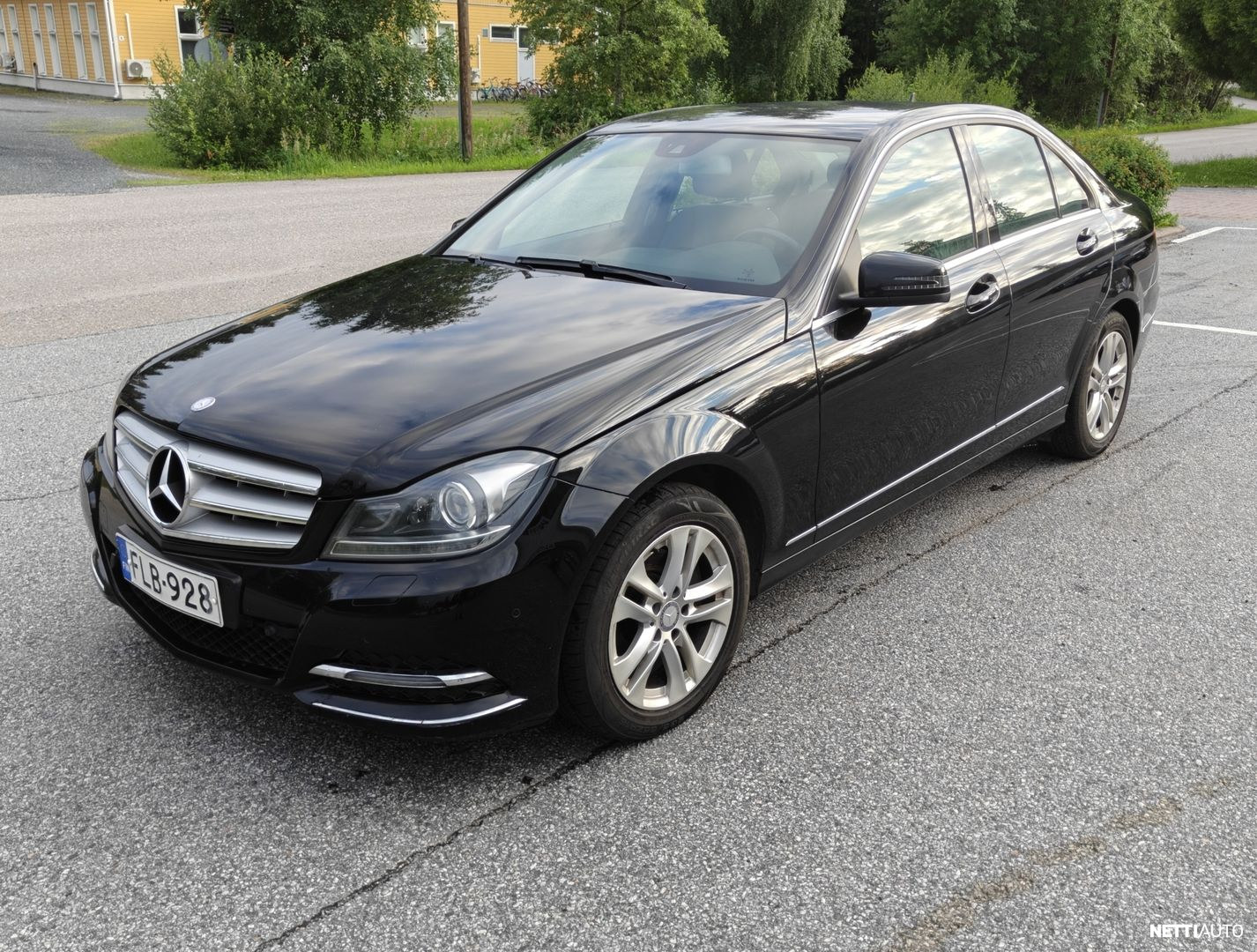 Mercedes-Benz C 220