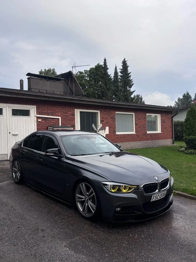BMW 330 330e 2017, kuva 3/12