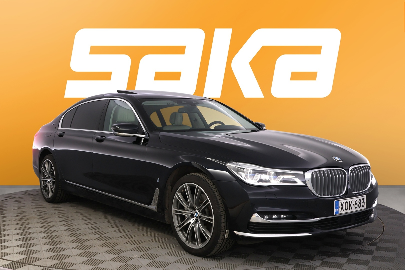 BMW 740