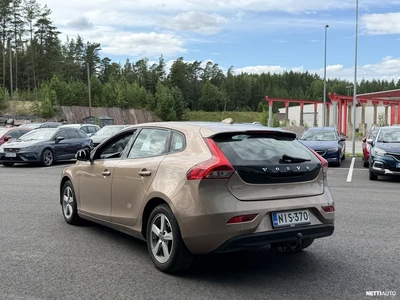 Volvo V40 2012, photo 4/45