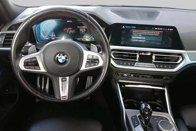 BMW 330 2020, kuva 3/5