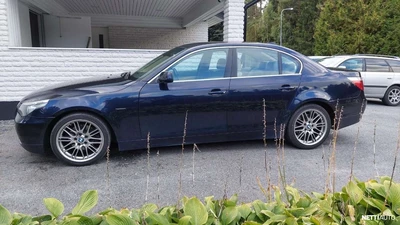 BMW 525 i 2004, photo 4/14