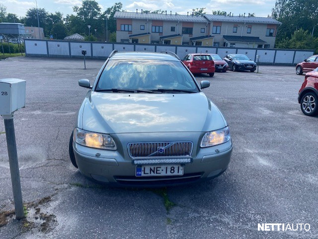 Volvo V70