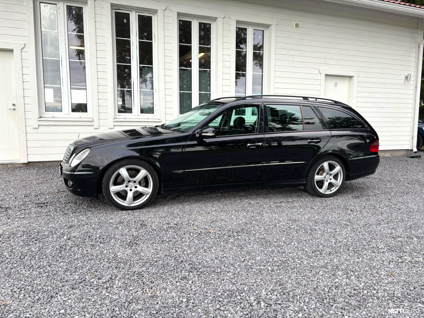 Mercedes-Benz E