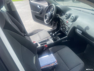 Audi A3 CC Attraction 2,0 TDI 103 kW 2006, photo 5/9
