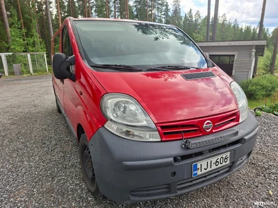 Nissan Primastar 2005, photo 2/13