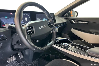 Kia EV6 2022, photo 6/28