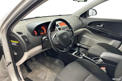 Kia Ceed 1,6 CRDi EX SW 2008, kuva 6/30