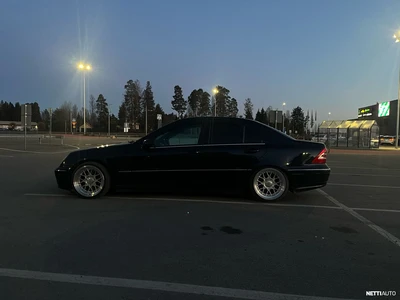 Mercedes-Benz C 320 CDI 2005, kuva 4/12