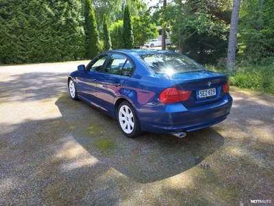 BMW 318 2009, photo 6/6