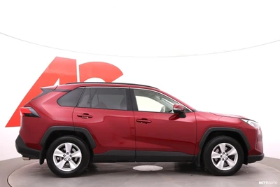 Toyota RAV4 2019, photo 6/31