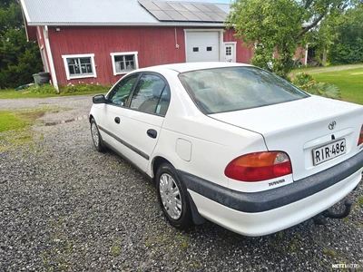Toyota Avensis 1999, kuva 5/9