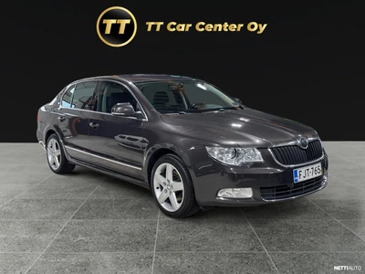 Skoda Superb 2010, photo 1/19