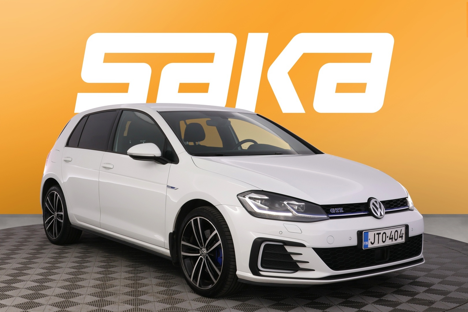 Volkswagen Golf GTE Plug-In Hybrid 150 kW (204 hv) DSG