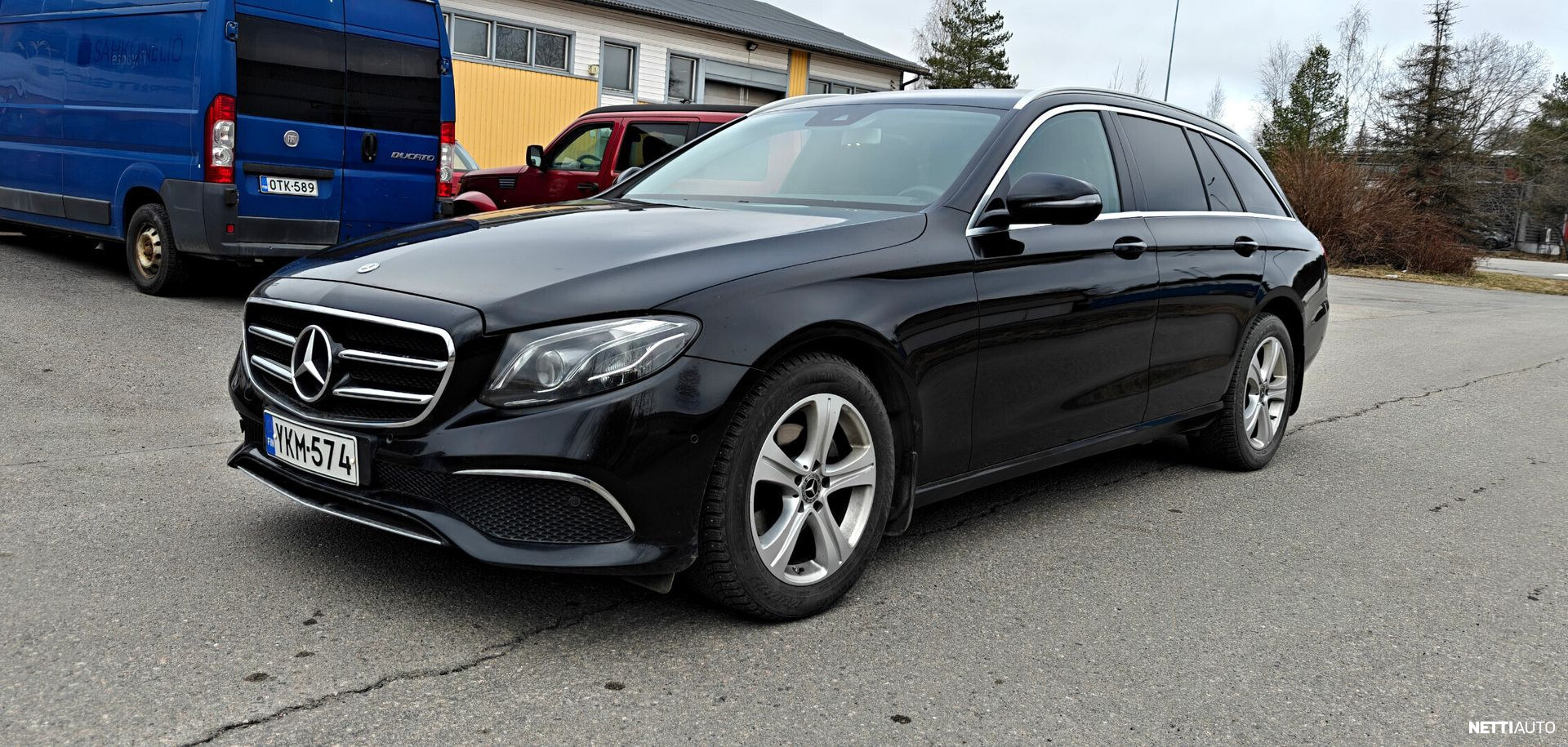 Mercedes-Benz E