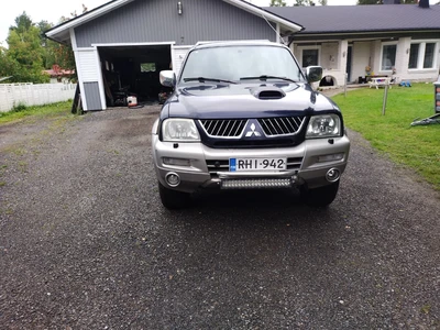 Mitsubishi L200 2005, kuva 2/8