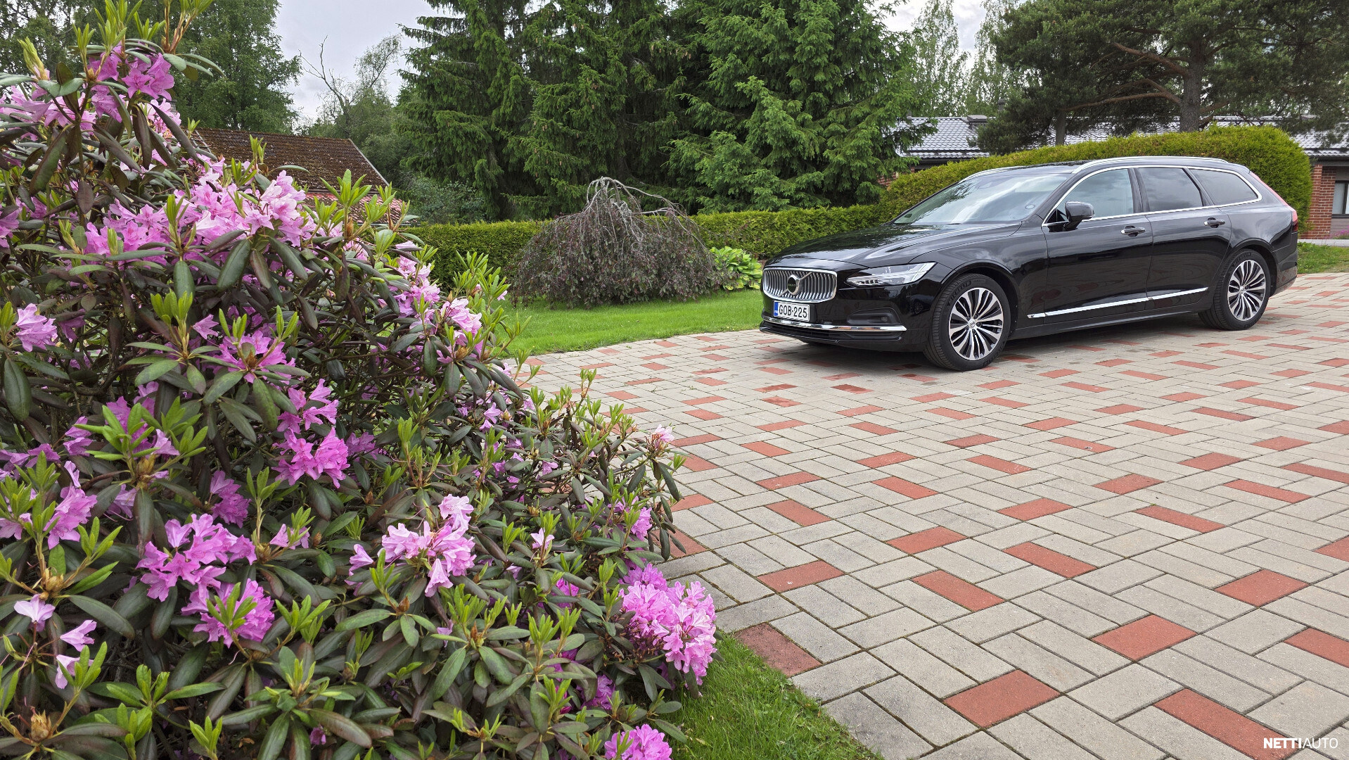 Volvo V90