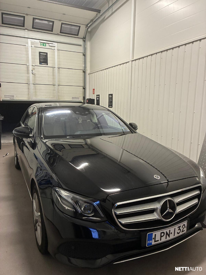 Mercedes-Benz E