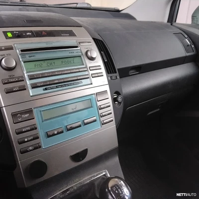 Toyota Corolla Verso 2009, photo 6/6