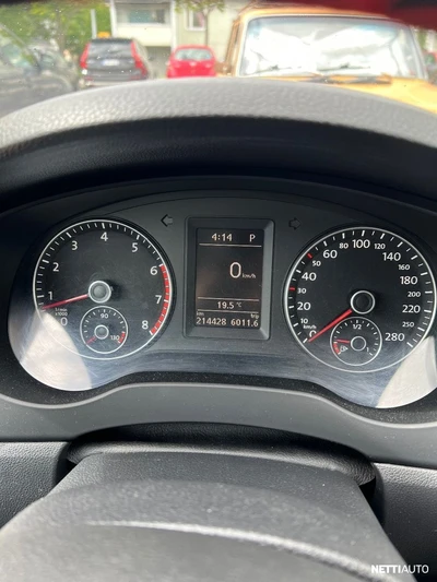 Volkswagen Jetta 2012, kuva 6/10