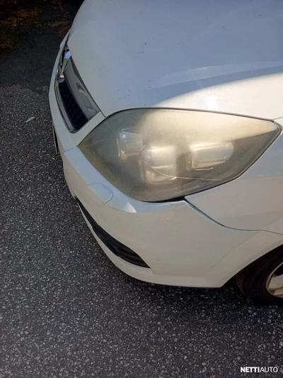 Opel Vectra 2006, photo 2/5