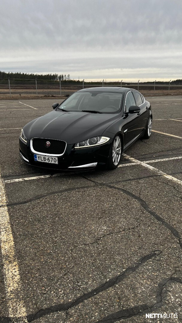 Jaguar XF