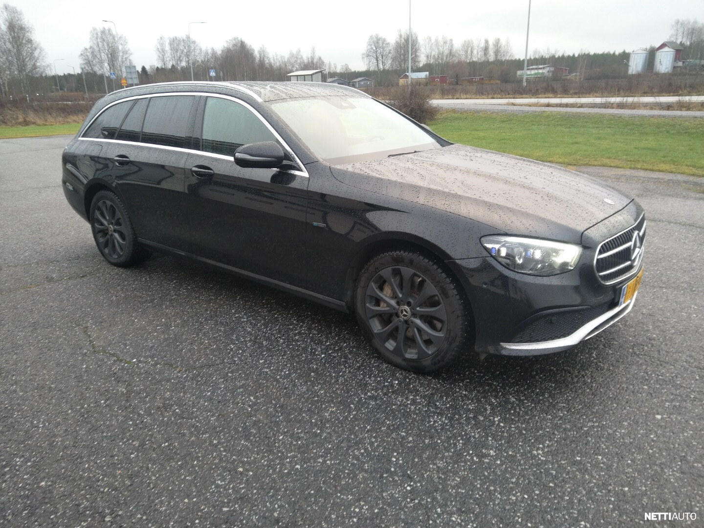 Mercedes-Benz E