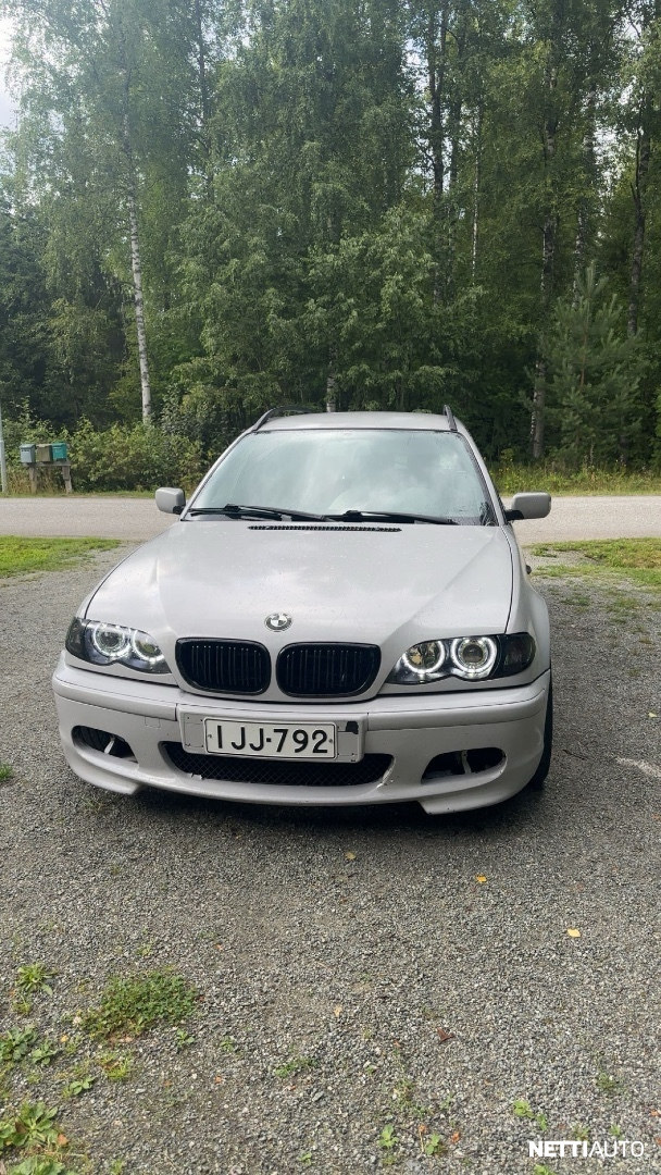BMW 320