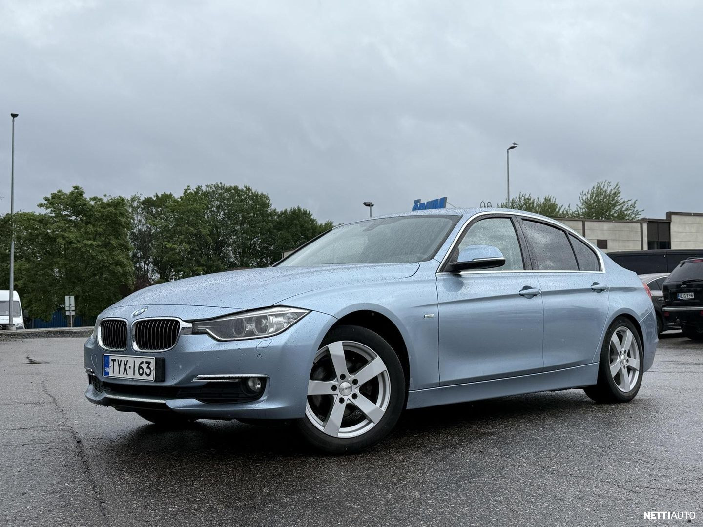 BMW 318