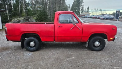 Dodge D150 1978, photo 3/23