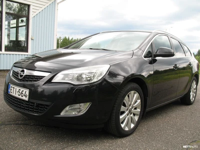 Opel Astra 2011, photo 4/22