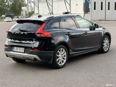 Volvo V40 Cross Country 2017, kuva 2/10