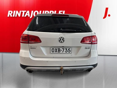 Volkswagen Passat 2012, photo 5/29