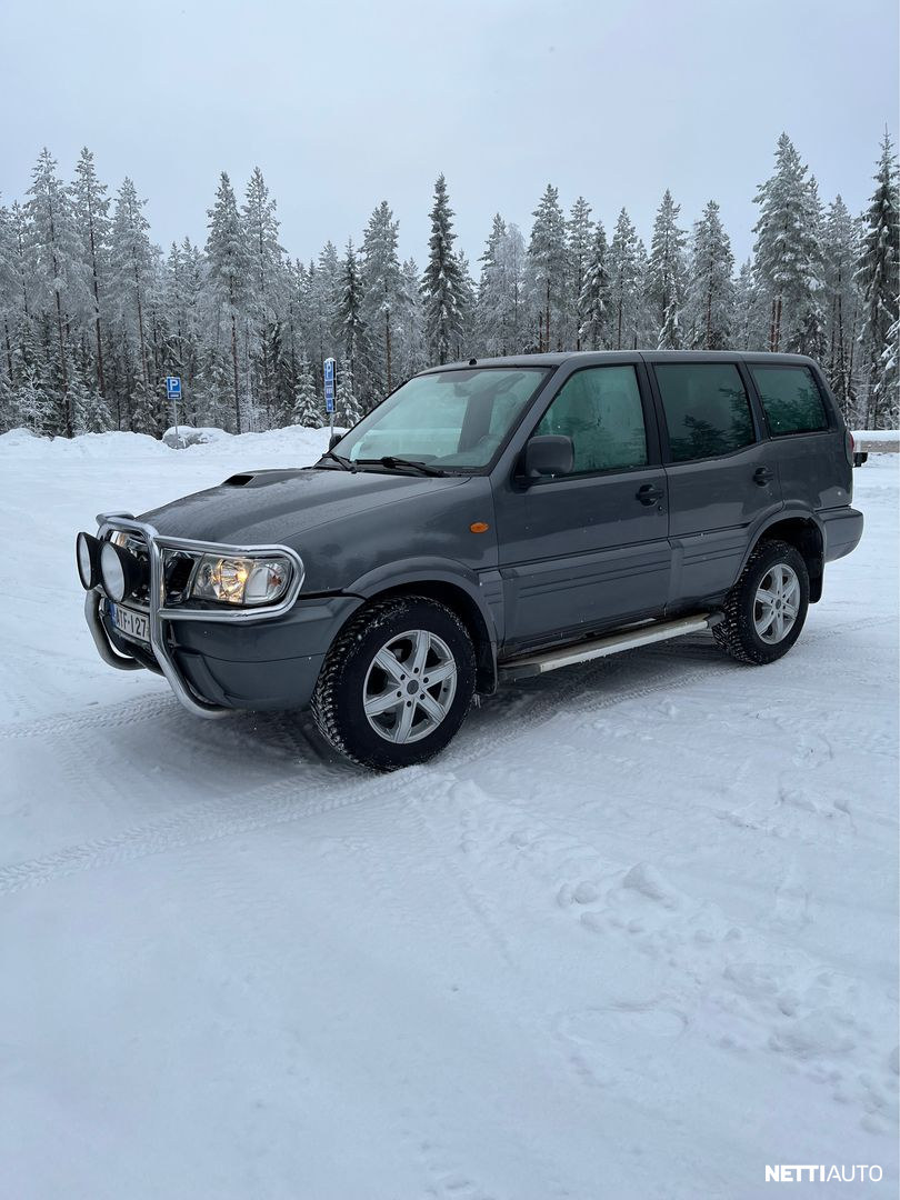 Nissan Terrano II