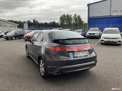 Honda Civic 2010, photo 3/40
