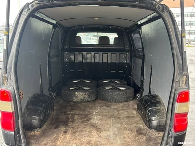 Toyota Hiace 2,5 D-4D 4WD 117 5ov pitkä 2011, kuva 7/15