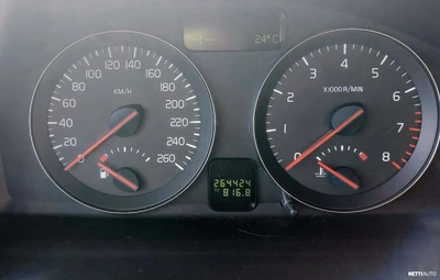 Volvo V50 1,8 (125 hv) Platinum man 2008, photo 6/17
